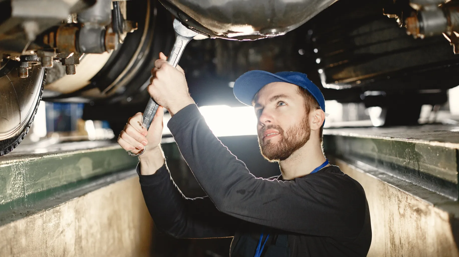 Beyond the contract - Setting New Mechanics Up for Success